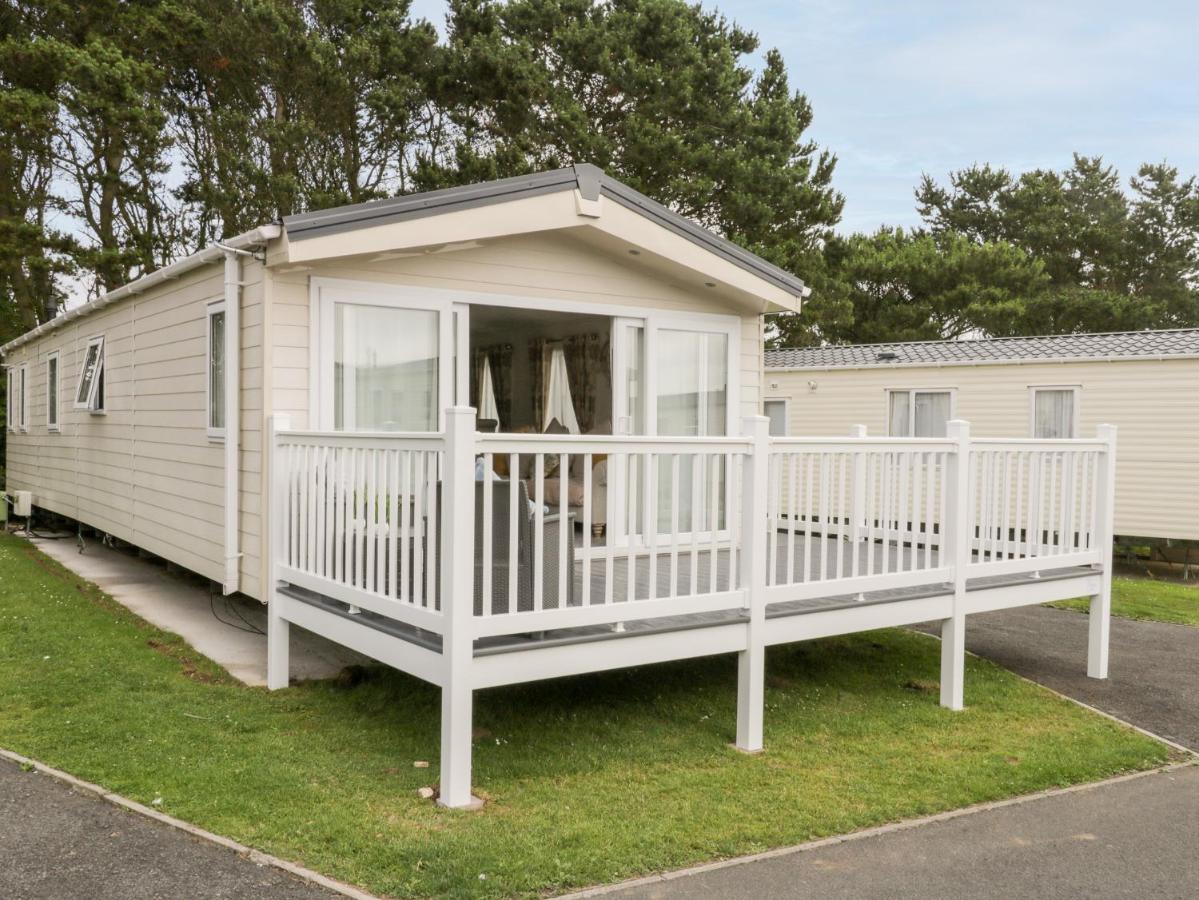 The Rodley Pines Villa Scarborough Dış mekan fotoğraf